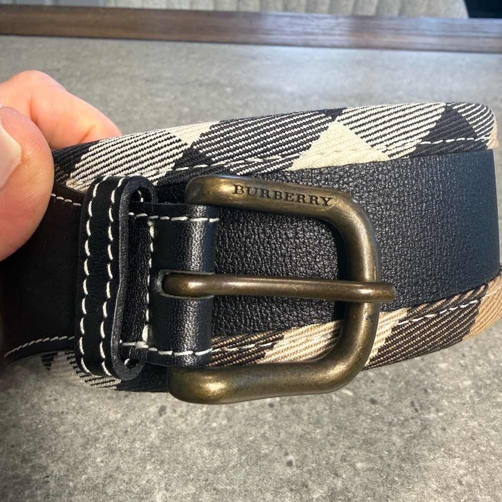 Burberry Black and Cream Checkered Belt - Picture 2 of 5